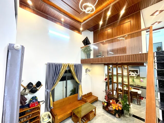 Bán nhà 90.6m² giá 2.57 tỷ Phường Thành Nhất