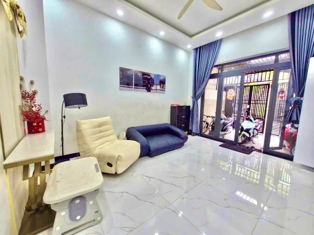 🚗 BÁN NHÀ 3 TẦNG - 88M2( 4.2*22) - HOÀN CÔNG ĐỦ - KHÔNG QH, KHÔNG LẦM LỖI - NHÀ ĐẸP - HẺM XE TẢI - NGAY CHỢ, QL1K, LÀNG ĐHQG - LINH XUÂN, THỦ ĐỨC.(8)