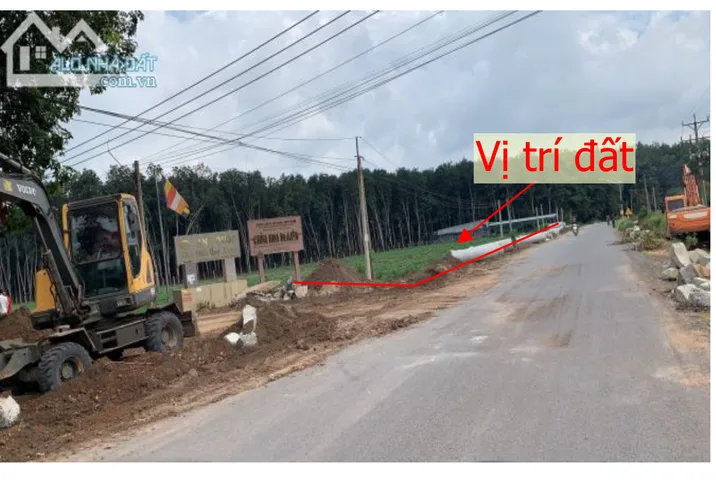 2 LÔ CẦN BÁN GẤP 10X40=400M2 TC SHR NGAY CHỢ ĐƯỜNG 18M GIÁ 290TR/s 093.888.9035