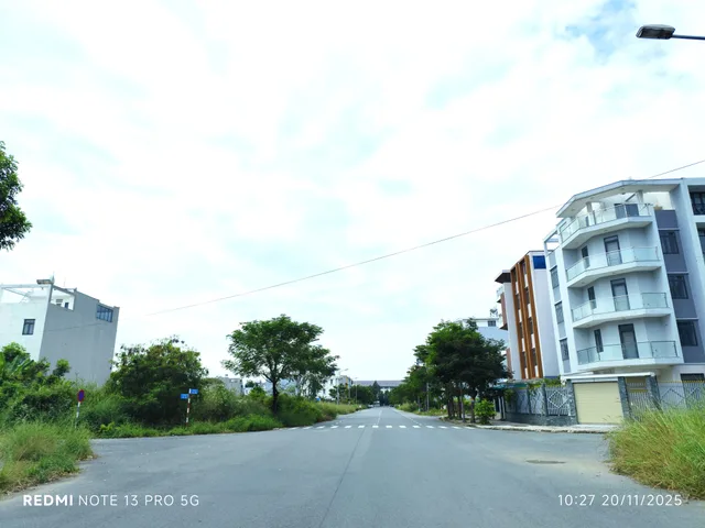Bán gấp đất 140m² ngang 7m view công viên đường 12m gần trường ĐH UMT giá chỉ 9.4 tỷ Q2 cũ Phường Cát Lái