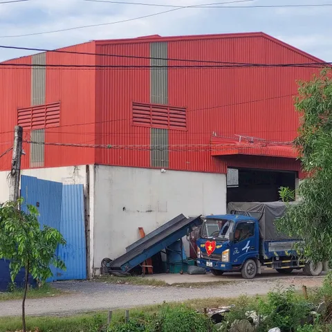 Bán xưởng 868m2 (19x38) mặt tiền N7, Đức Hòa Đông, Long An, bình điện 320kw, giá rẻ
