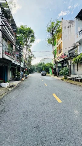 Bán nhà  Gấp Biệt thự 5 tầng Bình phú q6