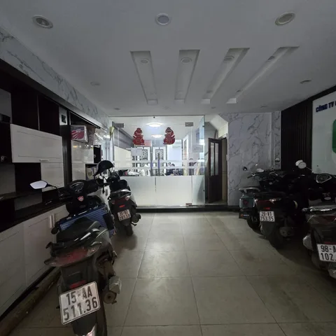 Bán nhà Nguyễn Khang 80m² ngang 5m giá 41 tỷ Phường Yên Hòa (LH: Zalo 0862299066)