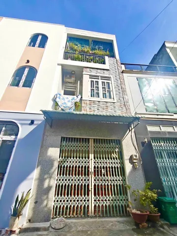 🚗 BÁN NHÀ 3 TẦNG - 52M2( 4*13) - HOÀN CÔNG - HẺM XE HƠI - GẦN TRƯỜNG ĐH MAKETING - LONG TRƯỜNG, THỦ ĐỨC.
