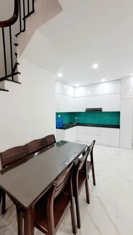 **🏡💥 SIÊU PHẨM BẮC CẦU – LONG BIÊN 💥 NHÀ ĐẸP 35M2, 4 TẦNG – NGÕ RỘNG THOÁNG CHỈ 5,55 tỷ **