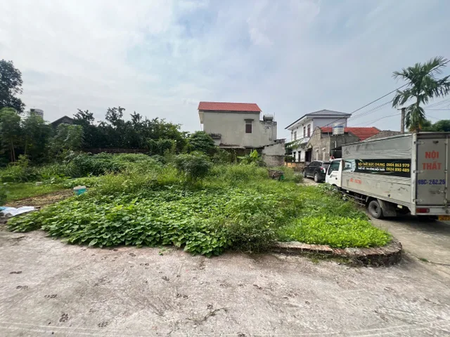Bán đất 302,9m² ngang 17m giá 3.1 tỷ Xã Hy Cương