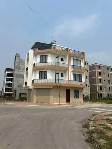 Bán 82.4m đất lô góc giãn dân yên mẫn vạn an dãy L5 nhìn vườn hoa. Trục chính. Cạnh đường H100. Phường kinh bắc bắc ninh