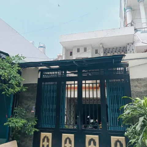 Bán nhà 99m² ngang 4.6m giá 10.9 tỷ Phường Bình Phú