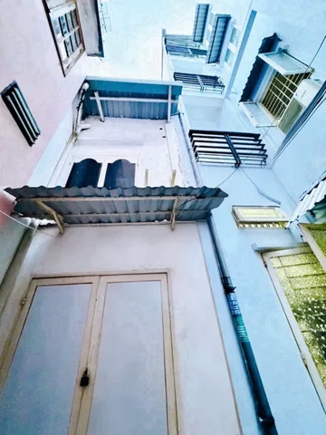 Ngay Công viên Lê Thị Riêng – QUẬN TÂN BÌNH - Cách Mạng Tháng Tám - 6.8x7m– 5.5 tỷ