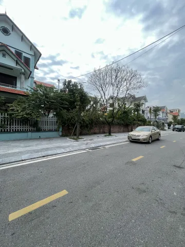 BÁN ĐẤT BIỆT THỰ TRUNG TÂM HỒNG HẢI, ĐỐI DIỆN CUNG CÁ HEO
