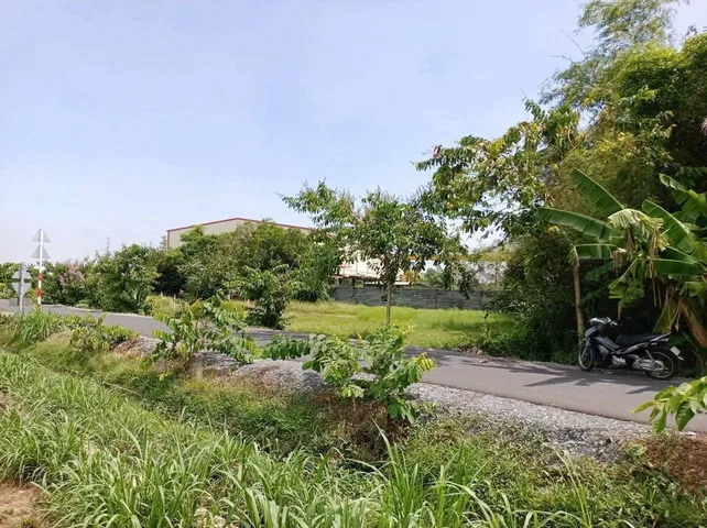 Bán đất mặt tiền kinh doanh khu dân cư đường kênh gần bệnh viện Đa Khoa Sóc Trăng