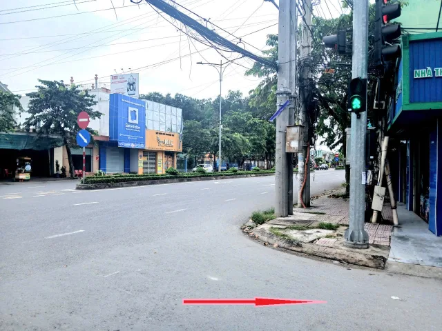 2 Lô đất liền kề MẶT TIỀN Trần Văn Hiển. Hướng Bắc. Cách QL 60 chỉ 70 mét.