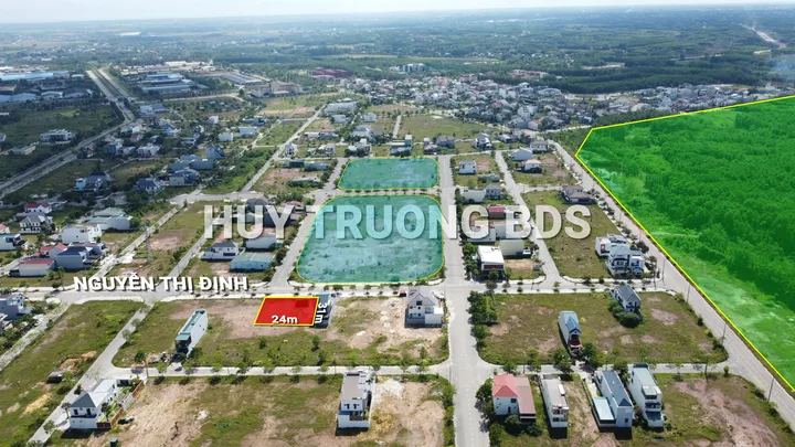 Bán đất 750m² ngang 24m đường Nguyễn Thị Định