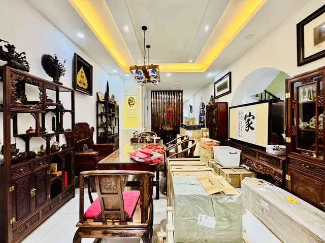 SIÊU PHẨM 4 TẦNG MẶT TIỀN KHU TÊN LỬA 180M2 NGANG KHỦNG 9M  
#tandatnhapho 0918.589.234