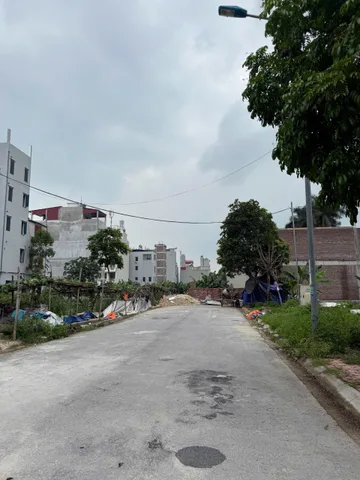 Bán 71m đất giãn dân khu 9 đại phúc. Làn 2 đường nguyễn quyền đại phúc. Cạnh công viên và hồ điều hoà văn miếu. Phường võ cường bắc ninh
