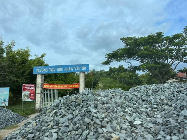Bán đất 166m² có sẵn 50m² thổ cư ngang 5m giá 180 triệu tại Xã Hòa Hội