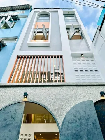 Cần nhượng lại căn nhà 42m2 giá 2tỷ350tr cực tốt sổ riêng đường Phan Văn Trị P11 Bình Thạnh.