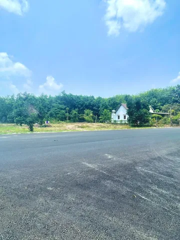 Bán đất 273m² ngang 5m giá 390 triệu Xã Minh Đức