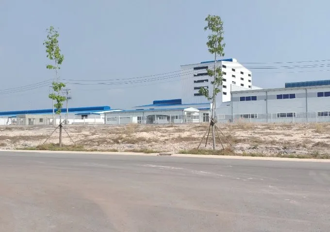 Bán đất 236m² ngang 5m giá 390 triệu Xã Minh Đức