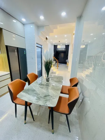 Nhà đẹp 40m2 Nguyễn Văn Khối, P9, Gò Vấp. Xây 1 trệt 2 lầu, hẻm xe hơi sổ riêng. Giá bao sổ