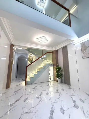 Thay vị mua chung cư thì mua nhà 38,6m² hẻm Nguyễn Văn Nguyễn, Q1. Giá 7 tỷ 990, xây 1 trệt 1 lầu
