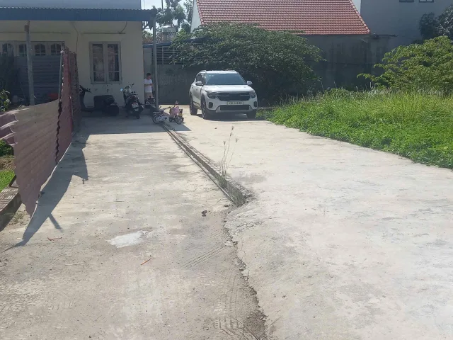 Bán 65 m thôn 1 Thiên Hương ngay chợ và sau trường học cấp 1.cách 203 :50m. L/h:076.231.9990 e Thuý