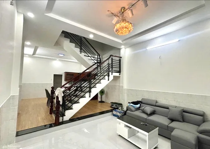 🚗 BÁN NHÀ 2 TẦNG - 61M2( 4/4.2*14), NỞ HẬU - HOÀN CÔNG - ĐA TIỆN ÍCH - NHÀ ĐẸP - HẺM XE HƠI - LONG TRƯỜNG, THỦ ĐỨC.