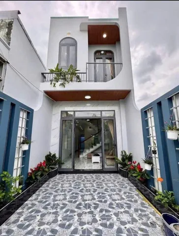 Bán nhà gần cây xăng đức hưng đường đồng khởi trả trước 400 triệu công chứng ngay.