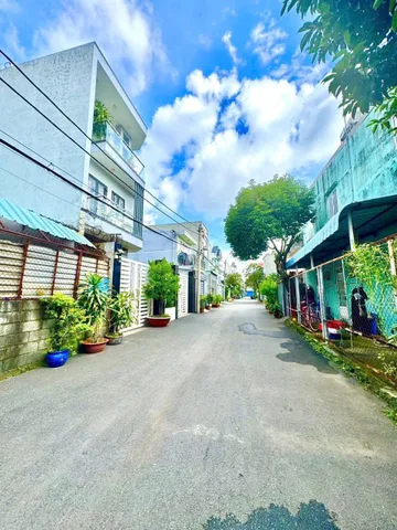 🚗 BÁN DÃY TRỌ CŨ - 180M2( 10.5*18) - CÔNG NHẬN ĐỦ - GỒM 16 PHÒNG TRỌ - DÒNG TIỀN 12TR/ TH - HẺM XE HƠI - GẦN LÀNG ĐHQG, KCN, TTHC - LINH XUÂN, THỦ ĐỨC.(13)
