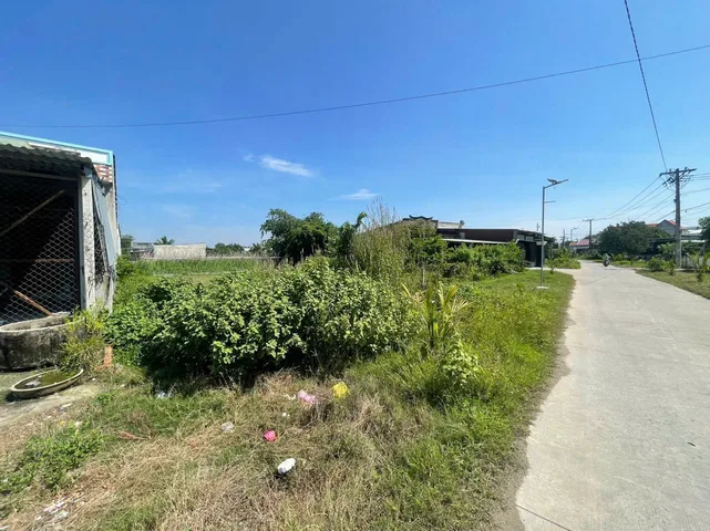 Bán đất 1328m² ngang 20m giá 4.95 tỷ Xã Đức Lập