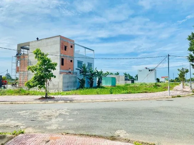Bán đất 100m² ngang 5m giá 3 tỷ Xã Thủ Thừa
