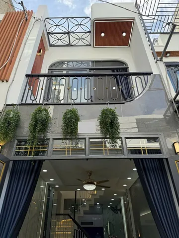 Chủ gửi bán gấp dưới 3 tỷ khu vực Q12. Nhà 34m2 Nguyễn Thị Kiểu xây 1 trệt 1 lầu. Hẻm 4m, sổ riêng