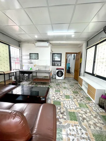 BÁN TÒA NHÀ CCMN ĐƯỜNG NGUYỄN TRÃI. 90M2 - 8 TẦNG, THANG MÁY. 25 PHÒNG.