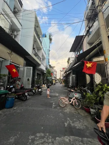 Bán nhà 65m²  4×16m² giá 7.3 tỷ  Phường Bình Trị Đông