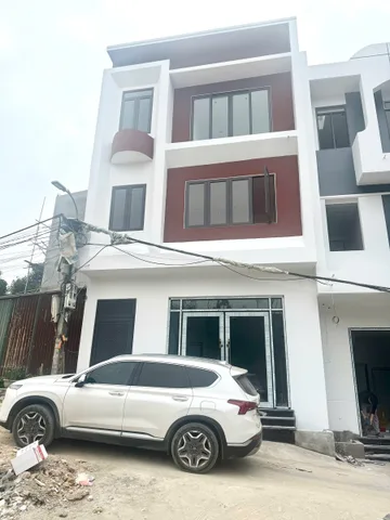 BÁN NHÀ 3 TẦNG OTO ĐỖ CỬA,NGÕ 20 NGUYỄN VĂN CỪ,PHƯỜNG HẠ LONG