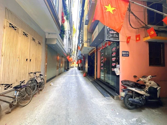 Bán nhà Thái Hà 24/30m² ngang 4m giá 6.4 tỷ Phường Đống Đa (LH: Zalo 0862299066)