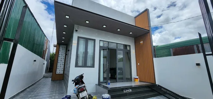 Bán nhà 179.5m² ngang 7m giá 1.25 tỷ Xã Ea Wer, thổ cư 100%