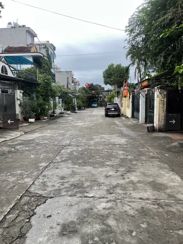 BÁN ĐẤT TẶNG NHÀ KHU CỘT 5, HỒNG HÀ,HẠ LONG
