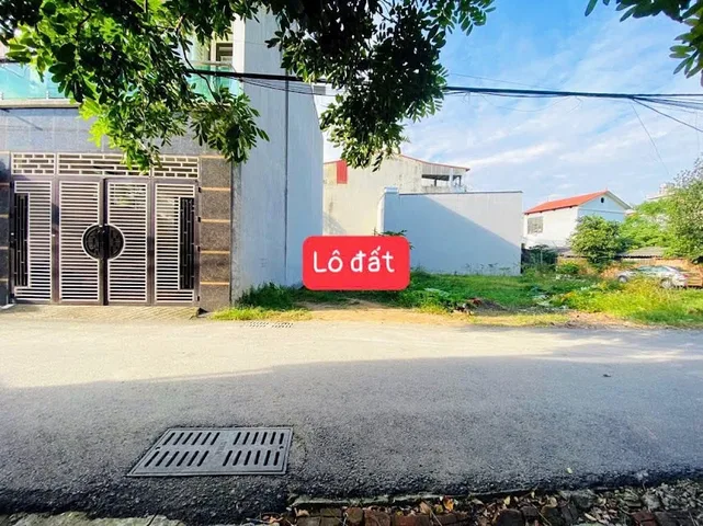 chủ nhà có 2 mảnh gần nhau nay bán 1 mảnh 80m  1 tỷ 5  ở phúc yên để mở rộng kinh doanh