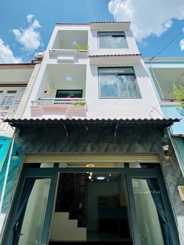 Sở hữu ngay nhà 70m2 Huỳnh Tấn Phát, Q7. Xây 1 trệt 2 lầu. Giá 2 tỷ 750. SHR. Gần cầu Phú Mỹ