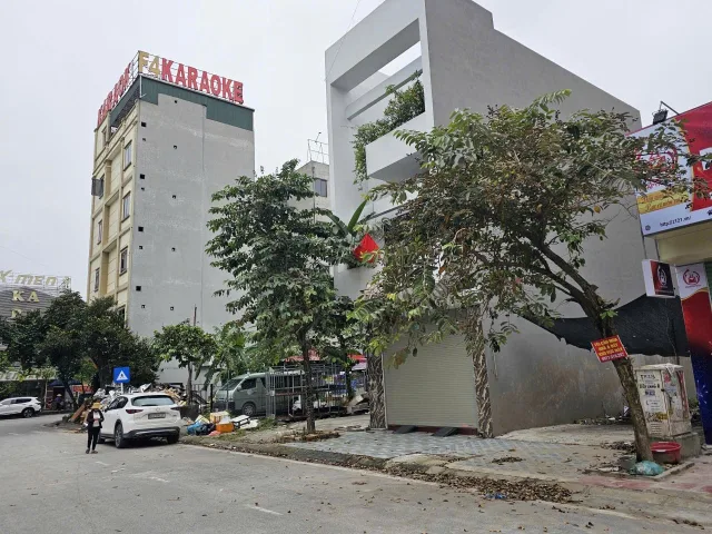Bán 72m đất giãn dân lãm làng dãy CL12 cạnh vườn hoa. Áp góc 2 khe thoáng. Phường nam sơn bắc ninh