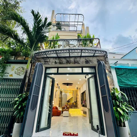 Bán nhà 64m2 Nguyễn Văn Quá, Q12 xây 3 tầng gần công viên Cây Sộp, hẻm 8m, sổ riêng