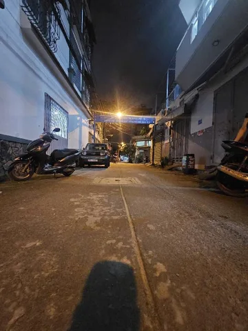 Bán nhà 4 Tầng - Hẻm ôtô 8m Thông, DT: 56m² , ngang 4m giá 5.7 tỷ Phường Bình Tân