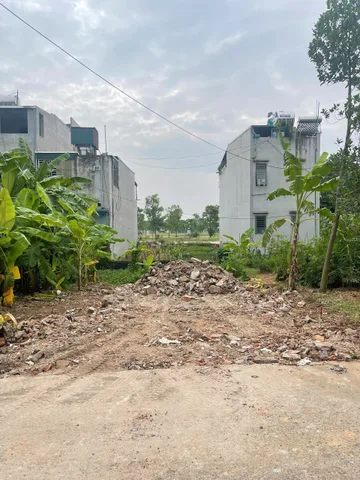 Bán đất 90m² ngang 5m giá 3.35 tỷ Phường Việt Trì