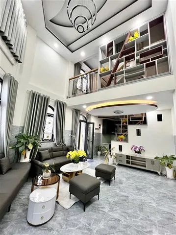 5 Tầng , Góc Hai Mặt Tiền, DT: 41m² full thổ cư ngang 4m giá 6.5 tỷ tại Phường Bình Tân