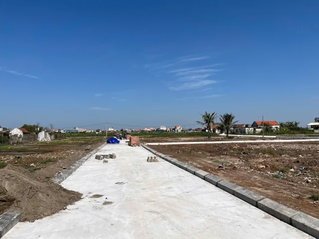 🔥 BÁN LÔ ĐẤT QUẤT LÂM – NGAY SÁT BÃI TẮM 2 – GIÁ CHỈ 2 TỶ 🔥