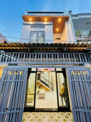 Chính chủ không quy hoạch dưới 5 . Nhà 57.6m² Lạc Long Quân, Q11. Xây 1 trệt 1 lầu, hẻm 5m