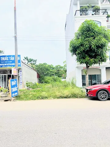 Bán mảnh đất ở ngay trung tâm thị trấn Chúc Sơn Chương Mỹ