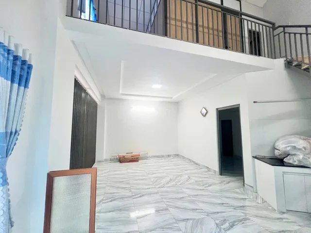 Bán nhà 2 Tầng - Hẻm ôtô, DT: 51m² ngang 5m giá 3.6 tỷ Phường Tân Tạo