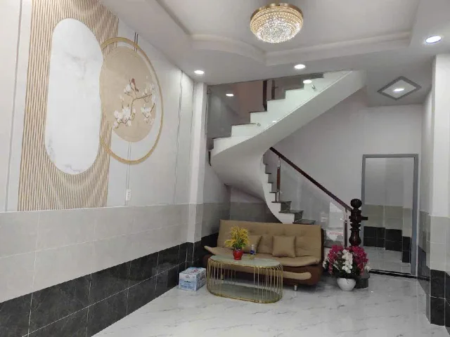 L1640 ⭐️ NHà Bình Đông Q8, SHR, Nở hậu, 3 tầng, 3.3x11m, 4.x tỷ